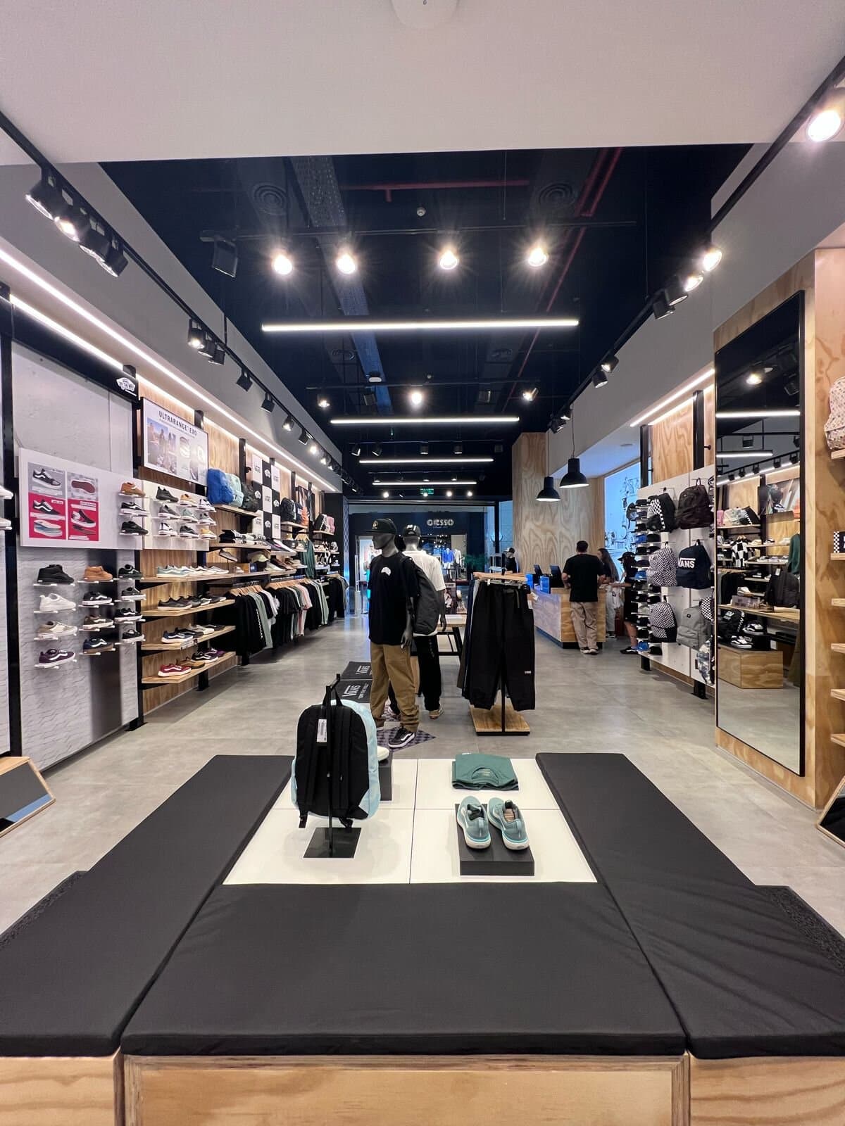 Vans Unicenter — 3.1