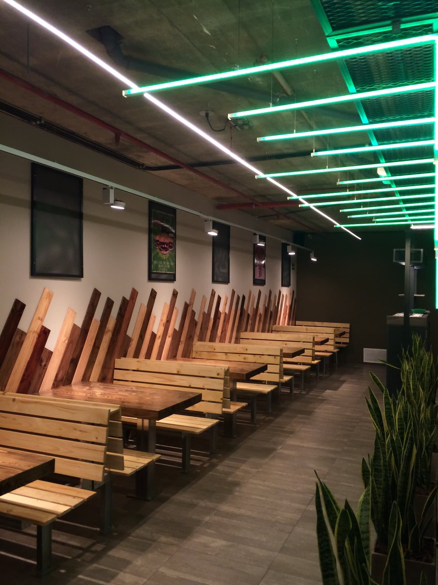 Dean & Dennys Corrientes — 3.2