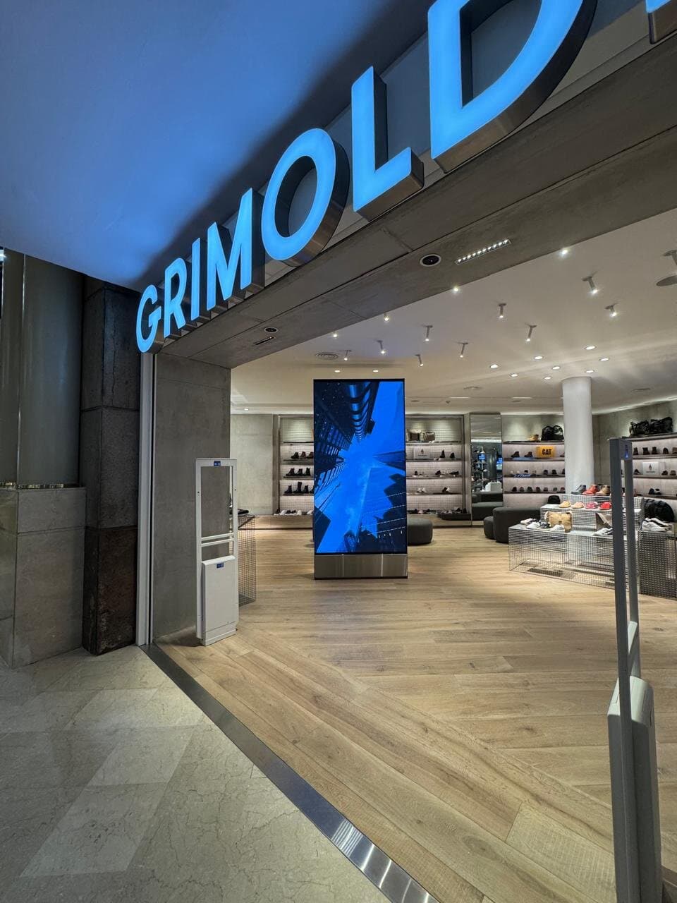 Grimoldi Galerías Pacífico — 1.2