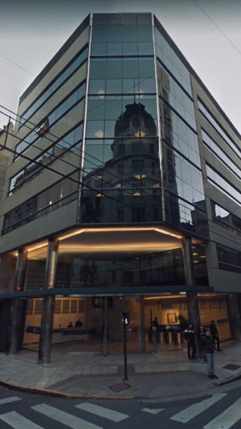 Edificio Sarmiento y Uruguay (2)